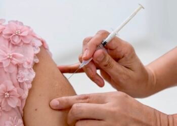 Vacunación contra el sarampión en El Salvador alcanza 26,000 dosis en una semana, según ministro de Salud