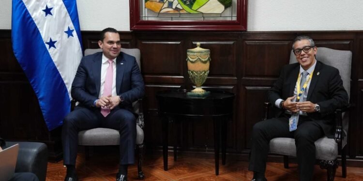 Congreso acuerda no recortar el presupuesto de la Universidad Nacional Autónoma de Honduras