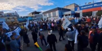 Protestas en Ciudad de Guatemala generan caos vehicular por bloqueos en principales rutas