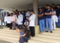 Médicos hondureños retomarán atención normal de pacientes tras lograr acuerdo con la Secretaría de Salud