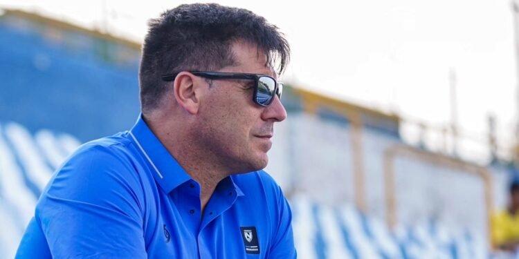 Juan Cruz Real, el técnico argentino que asume el reto mundialista con Nicaragua