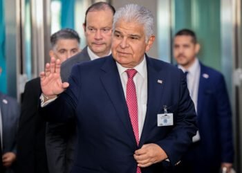 Gobierno panameño ha interpuesto 350 denuncias penales por irregularidades de funcionarios, asegura Mulino