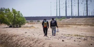Deportación de migrantes a la región aumenta la presión sobre servicios sociales ya sobrecargados, según informe de la OIM