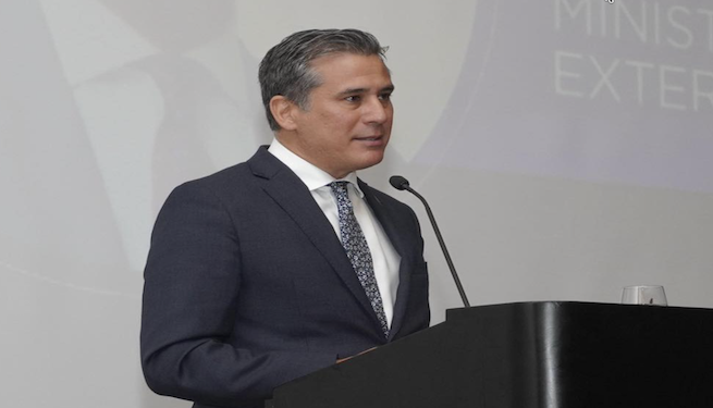 Costa Rica dice que China no ha cumplido sus expectativas comerciales y critica bajo nivel de exportaciones