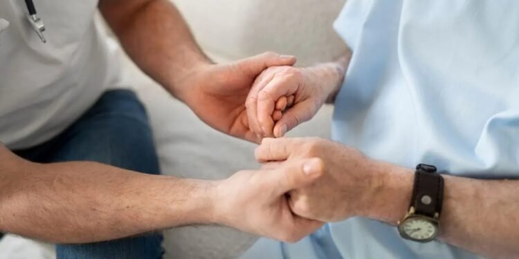 Casos de Parkinson temprano se triplican en Latinoamérica y advierten impacto hacia 2050