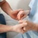Casos de Parkinson temprano se triplican en Latinoamérica y advierten impacto hacia 2050