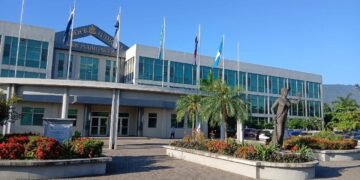 Investigan a más de 30 empleados judiciales en Honduras por supuestas irregularidades