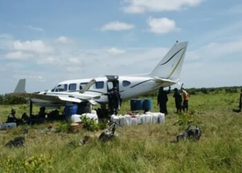 Desplome del 80% en intercepciones de narcoavionetas durante gobierno de Castro revela cambio en rutas del narcotráfico en Honduras