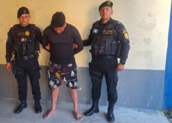 Captura en video: detienen en Guatemala a hombre acusado de agresión sexual durante operativo de Semana Santa