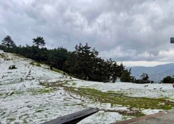 Tormenta de granizo cubre de hielo el punto más alto de El Salvador