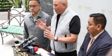 Diputados guatemaltecos proponen ley para prevenir y sancionar comunicaciones ilícitas en las cárceles