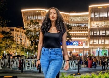 Nuevo giro en el caso d4vd: la víctima es una salvadoreña de 14 años y el cantante ya enfrenta cargos por homicidio agravado