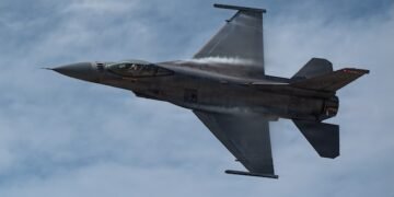 Aplastante derrota a China: Perú apuesta por F-16 estadounidenses y no por JF-17 de Beijing
