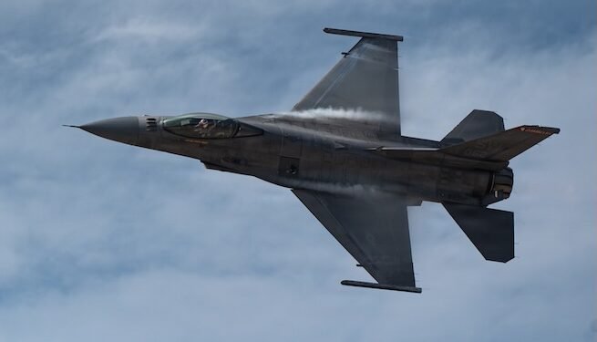 Aplastante derrota a China: Perú apuesta por F-16 estadounidenses y no por JF-17 de Beijing