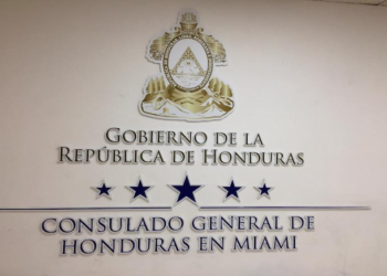 Cancillería hondureña alerta sobre falsa página de consulado en Orlando