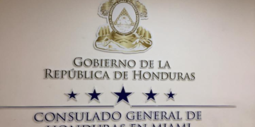 Cancillería hondureña alerta sobre falsa página de consulado en Orlando