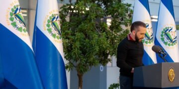 Bukele anuncia entrega 70 escuelas renovadas en El Salvador y amplía programa educativo