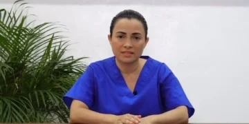 Dictadura de Nicaragua exhibe a presa política Angélica Chavarría, expareja de Humberto Ortega