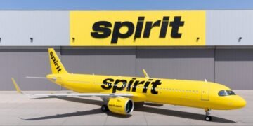 Spirit Airlines cierra operaciones y cancela vuelos debido a bancarrota
