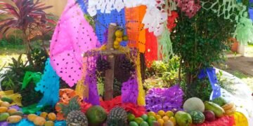 Día de la Cruz en Centroamérica mantiene tradiciones religiosas y agrícolas este 3 de mayo