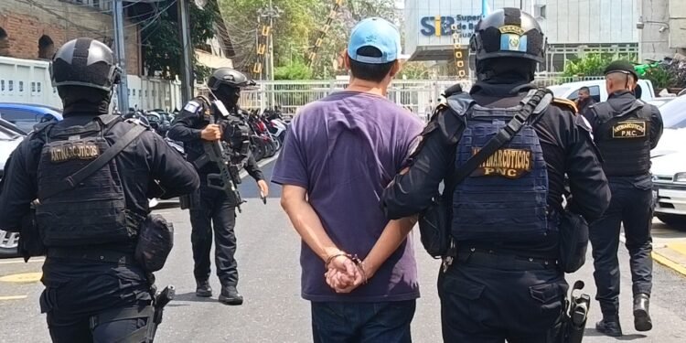Guatemala: Capturan a otro extraditable por narcotráfico y suman 17 detenidos en 2026
