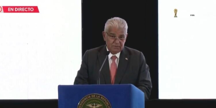 Presidente de Panamá asegura que disminuyen las tensiones con China por retención de buques y advierte que su país no acepta arbitrariedades