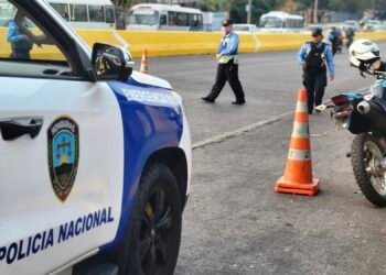 Cinco personas mueren cada día en accidentes en Honduras y autoridades endurecen controles para motociclistas