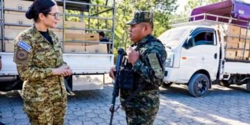 Honduras justifica bloqueo a delegación salvadoreña por falta de permisos para entrega de paquetes escolares