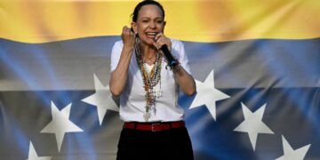 María Corina Machado llega a Panamá para reuniones políticas y encuentros con migrantes venezolanos