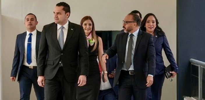 Presidentes legislativos de Honduras y El Salvador hablan de fortalecer cooperación en seguridad y educación
