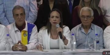 La premio Nobel de la Paz María Corina Machado pide unidad desde Panamá y plantea cambios electorales en Venezuela