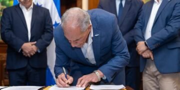 Honduras congela el precio del cemento tras advertencias por posible alza y escasez