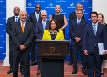 Empresarios de Panamá respaldan a nueva administradora del Canal y destacan retos estratégicos