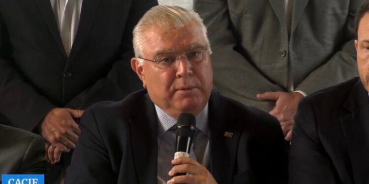 La principal gremial empresarial de Guatemala pide aprobar ley contra lavado de dinero para evitar sanciones internacionales