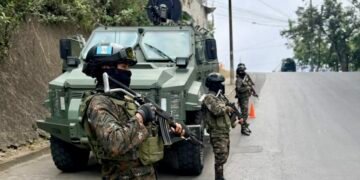 Ejército de Guatemala reporta ataque armado en frontera con Honduras tras ingreso irregular de vehículos
