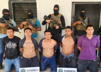 Director de Policía de Honduras insiste en que tatuajes no bastan para capturar pandilleros
