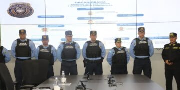Honduras disuelve oficialmente la unidad policial contra pandillas y crea nueva división antiextorsión tras detectar presuntas irregularidades