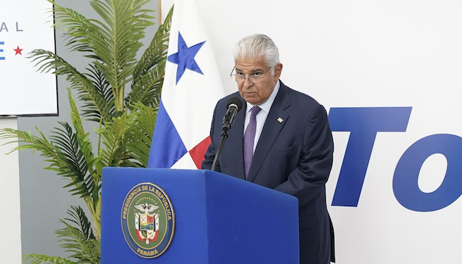 Presidente panameño inicia gira en Grecia para impulsar sector marítimo