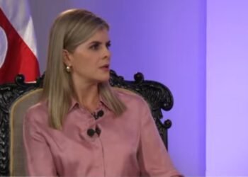 La nueva presidenta costarricense le declara la guerra a la contralora y hará todo “lo que esté a mi alcance” para que deje el cargo