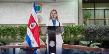El primer encuentro entre la presidenta de Costa Rica y el Poder Judicial termina en un fuerte choque verbal