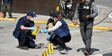Guatemala traslada a Juzgados de Mayor Riesgo casos por ataques que dejaron 11 policías muertos
