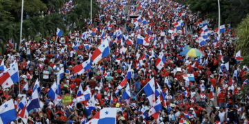 Encuesta revela pesimismo económico y laboral en Panamá