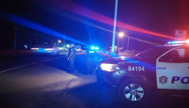 Policía panameña capturó a 40 personas en primera noche de toque de queda en violento municipio