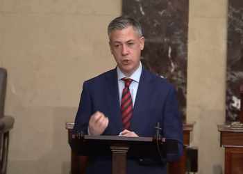 Senador de EE.UU. pide a presidente hondureño retomar relaciones con Taiwán