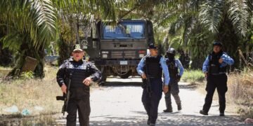 Honduras investiga si policías asesinados participaron en robo de $250 mil y joyas en operativo irregular