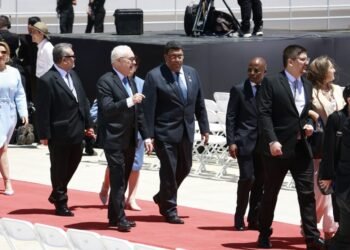 Protesta por presencia del canciller sandinista Valdrack Jaentschke en Costa Rica reaviva temores sobre cambios en la relación bilateral