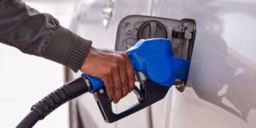 Guatemala analiza extender subsidio a combustibles mientras el apoyo ya consumió más de $48 millones