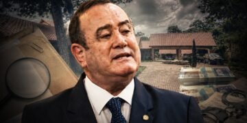 Suspenden devolución de finca vinculada al expresidente Giammattei y el caso vuelve a escalar en tribunales de Guatemala