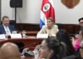Presidenta de Costa Rica inicia diálogo con oposición legislativa