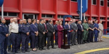 Presidenta de Costa Rica reconoce que aún hay presos que dirigen bandas criminales desde las cárceles